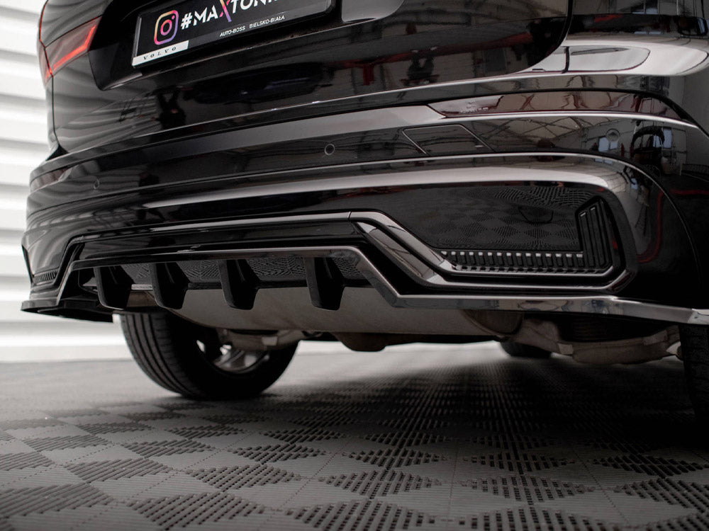 Maxton Design - CENTRAL REAR SPLITTER (VERTICAL BARS) VOLVO XC60 R-DESIGN MK2 FACELIFT