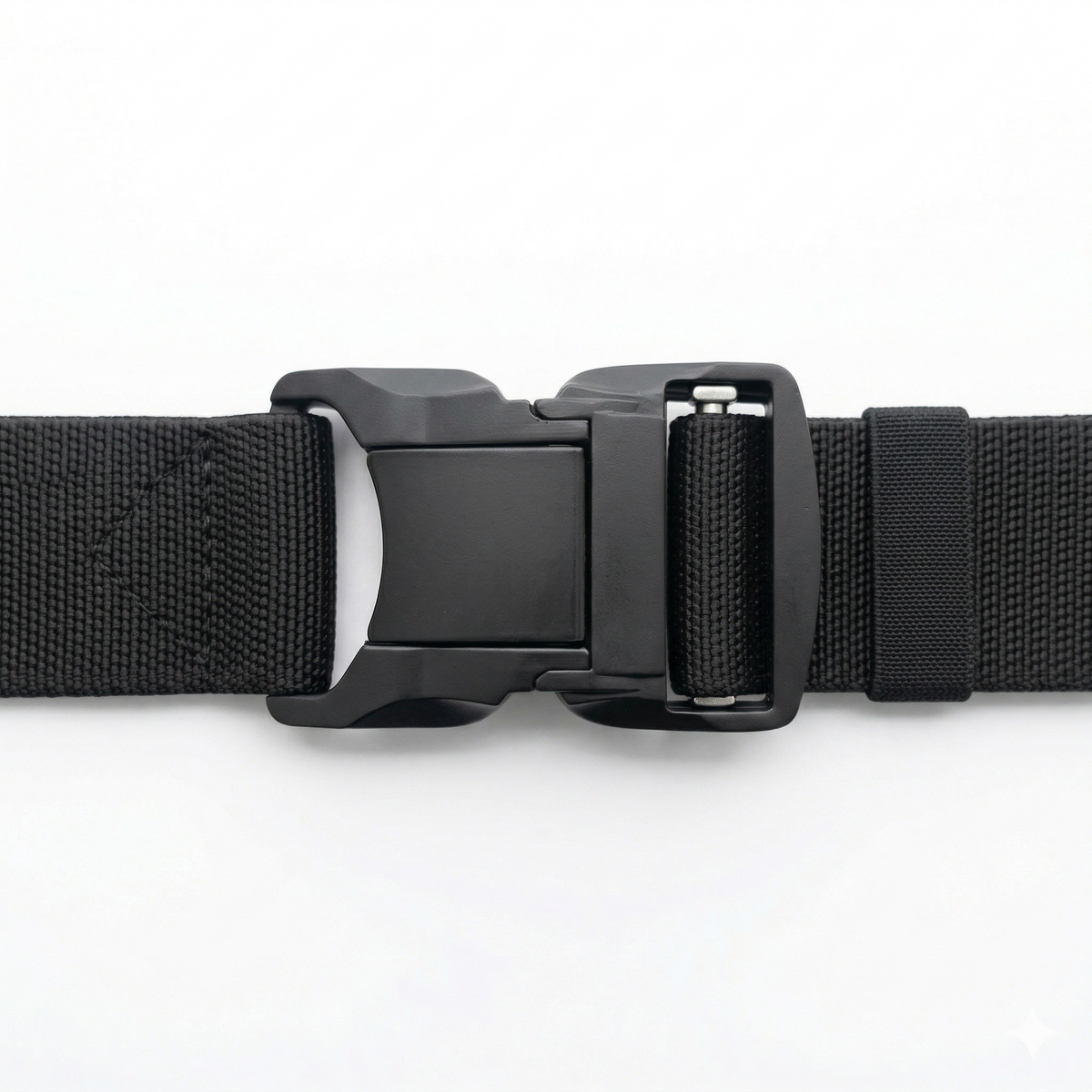 HikeWare™ Elastic Tactical Belt – Quick-Release Stretch Hiking Belt