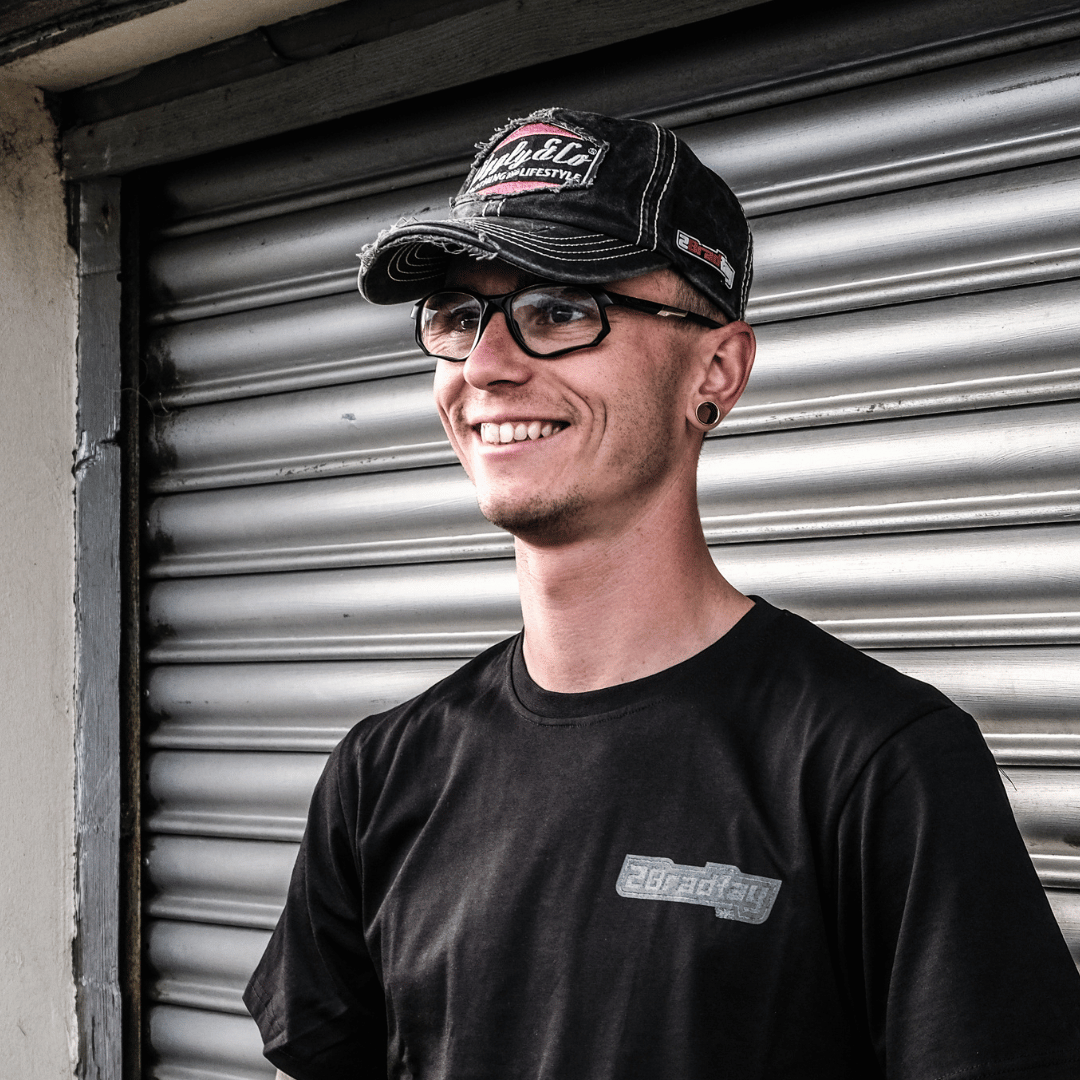 Diamond Trucker Hat x Bradley Ray #28